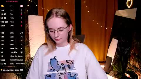 Hello guys my name is Aemilia online show from 07-24-26, 07:50