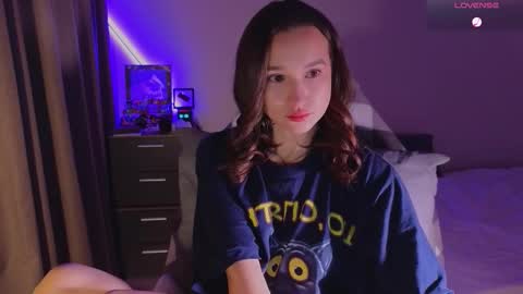 Snapshot of shey1i chatting on 10-14-25, 04:19 Sheyli online show from 10-14-25, 04:19