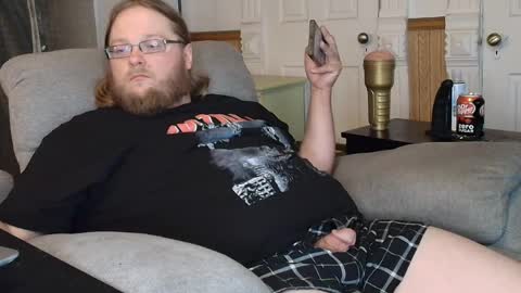Snapshot of shifty885 chatting on 04-21-26, 02:51 shifty885 online show from 04-21-26, 02:51