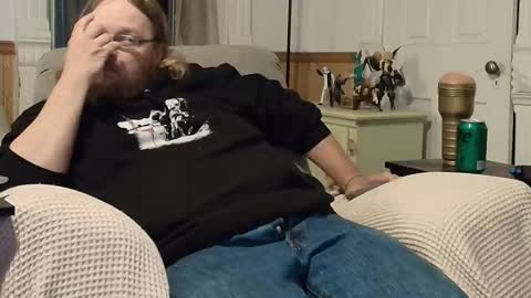 Snapshot of shifty885 chatting on 05-13-26, 11:00 shifty885 online show from 05-13-26, 11:00