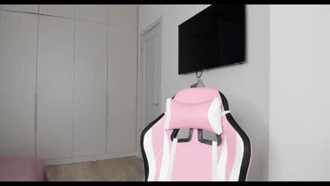 Snapshot of shineel chatting on 09-11-25, 08:25 Shineel online show from 09-11-25, 08:25