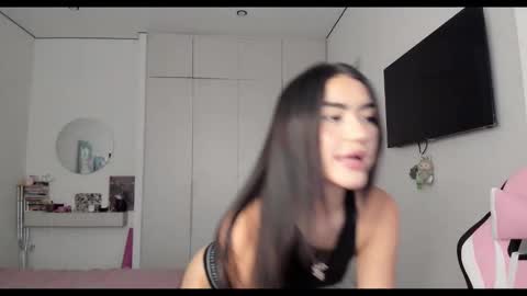 Snapshot of shineel chatting on 09-20-25, 11:55 Shineel online show from 09-20-25, 11:55