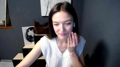 Snapshot of shining_pearl chatting on 06-15-26, 07:43 Jesica online show from 06-15-26, 07:43