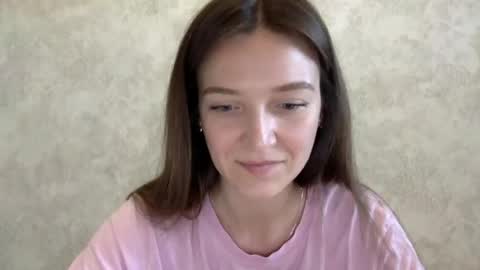Snapshot of shining_pearl chatting on 06-28-26, 10:43 Jesica online show from 06-28-26, 10:43