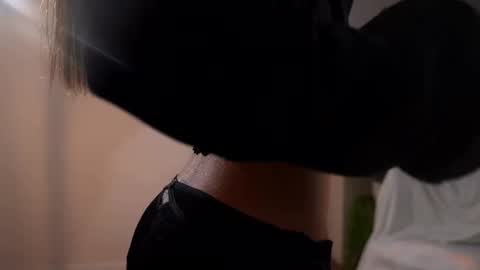 Nika online show from 09-11-25, 12:11