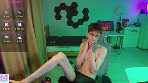 shiromy_ online show from 03-27-26, 06:18