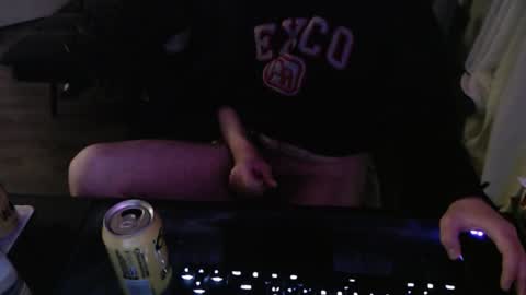 Snapshot of shoefreak69 chatting on 10-24-25, 01:13 shoefreak69 online show from 10-24-25, 01:13