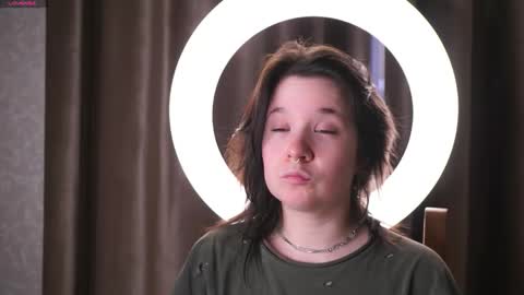 Snapshot of shondazachary chatting on 01-12-26, 08:41 shonda online show from 01-12-26, 08:41