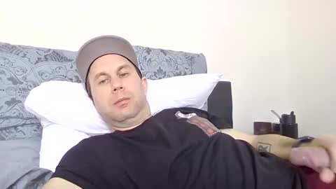 shooshua online show from 11-24-25, 03:39