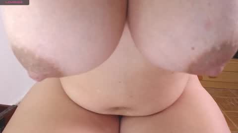 Snapshot of shopiagarcia_ chatting on 09-11-25, 01:39 lamai online show from 09-11-25, 01:39