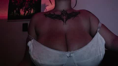 Shopie Hank  online show from 01-25-25, 02:26