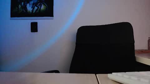 Shopie Hank  online show from 02-02-25, 02:48