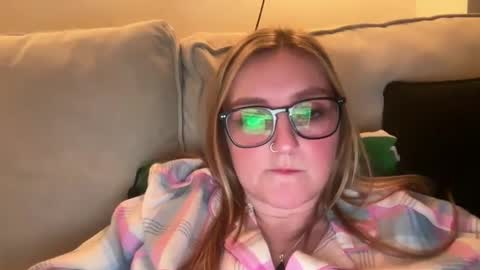 short sweetpea online show from 03-04-25, 11:22