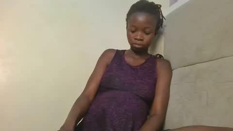 Snapshot of shortnswee254 chatting on 02-25-26, 04:16 shortnswee254 online show from 02-25-26, 04:16