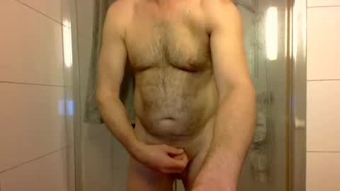 Snapshot of shosting chatting on 12-23-24, 03:12 JJ online show from 12-23-24, 03:12