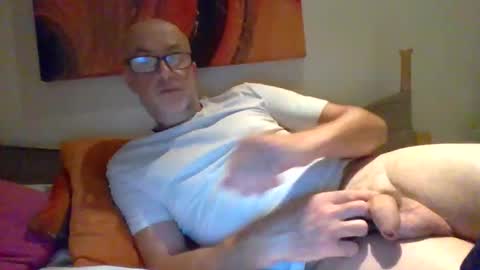 Snapshot of shosting chatting on 09-14-25, 08:08 JJ online show from 09-14-25, 08:08