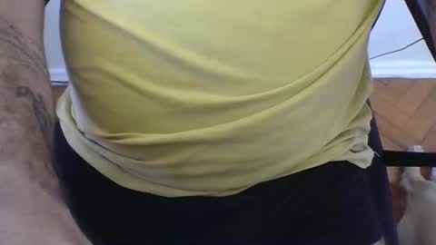 Snapshot of shot71 chatting on 03-27-26, 04:40 shot71 online show from 03-27-26, 04:40