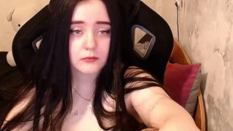 Snapshot of show_for_you chatting on 01-08-25, 02:25 show_for_you online show from 01-08-25, 02:25