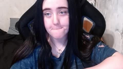 Snapshot of show_for_you chatting on 03-04-25, 02:38 show_for_you online show from 03-04-25, 02:38