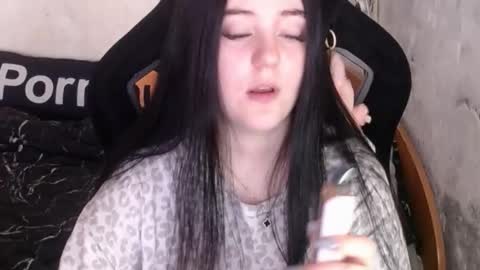 Snapshot of show_for_you chatting on 10-16-25, 07:31 show_for_you online show from 10-16-25, 07:31