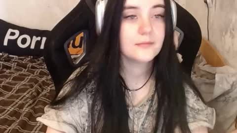 Snapshot of show_for_you chatting on 11-12-25, 08:15 show_for_you online show from 11-12-25, 08:15