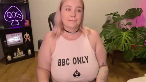 Mimi   online show from 07-19-26, 04:11