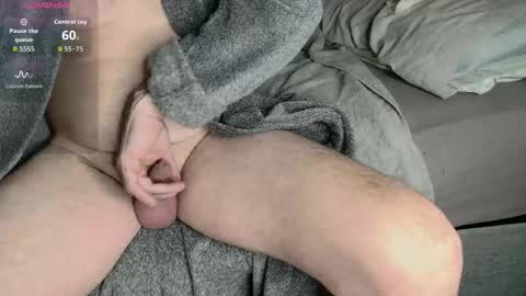 Snapshot of showoffjay46 chatting on 09-19-25, 12:34 showofjay online show from 09-19-25, 12:34