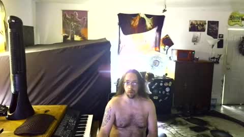 Snapshot of shredmancer chatting on 06-13-26, 09:24 shredmancer online show from 06-13-26, 09:24