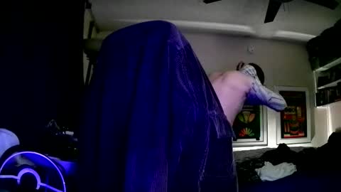 shrewtamer online show from 12-10-24, 04:13