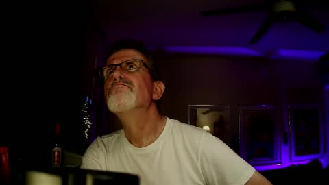 shrewtamer online show from 09-30-25, 05:01