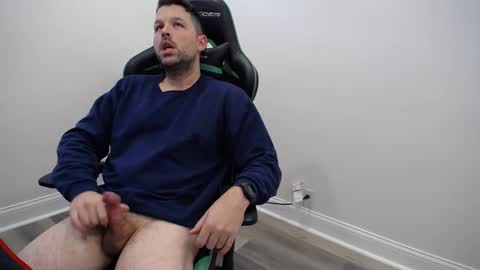 Snapshot of shroomhead5 chatting on 01-11-25, 02:04 shroom online show from 01-11-25, 02:04