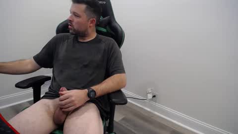 Snapshot of shroomhead5 chatting on 01-12-25, 01:16 shroom online show from 01-12-25, 01:16