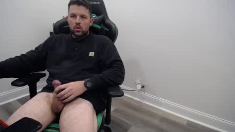 Snapshot of shroomhead5 chatting on 01-13-25, 10:13 shroom online show from 01-13-25, 10:13