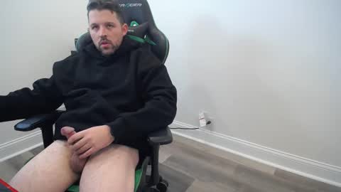 Snapshot of shroomhead5 chatting on 01-15-25, 08:58 shroom online show from 01-15-25, 08:58