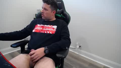 Snapshot of shroomhead5 chatting on 01-19-25, 04:36 shroom online show from 01-19-25, 04:36