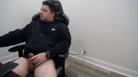 Snapshot of shroomhead5 chatting on 02-03-25, 09:50 shroom online show from 02-03-25, 09:50