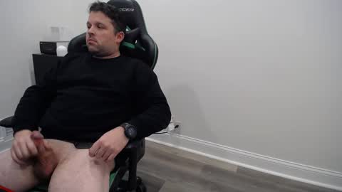 Snapshot of shroomhead5 chatting on 02-05-25, 09:18 shroom online show from 02-05-25, 09:18