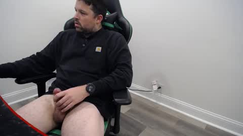 Snapshot of shroomhead5 chatting on 02-13-25, 09:51 shroom online show from 02-13-25, 09:51