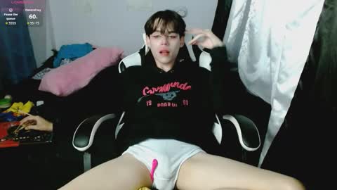 Shun White online show from 01-15-26, 05:34