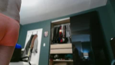 shutterbug989 online show from 06-29-26, 12:50