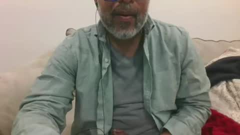 Snapshot of shy333 chatting on 12-11-24, 05:21 SHY333 online show from 12-11-24, 05:21