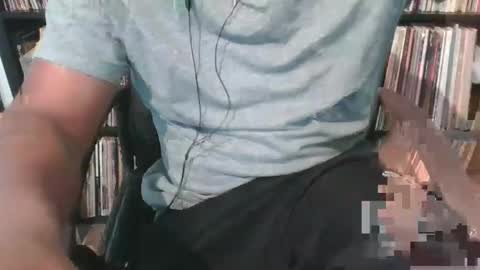 Snapshot of shy333 chatting on 01-13-25, 05:23 SHY333 online show from 01-13-25, 05:23