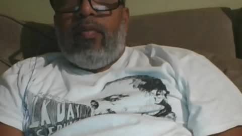 Snapshot of shy333 chatting on 10-28-25, 06:06 SHY333 online show from 10-28-25, 06:06