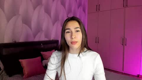 Mika online show from 02-26-25, 12:05