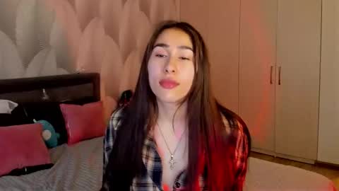 Mika online show from 12-02-25, 03:12