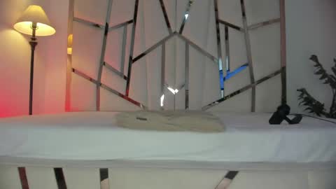 Snapshot of shy_booty18 chatting on 05-15-26, 10:17 Katya online show from 05-15-26, 10:17