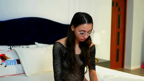 Snapshot of shy_eveline chatting on 07-20-26, 04:38 shy_eveline online show from 07-20-26, 04:38