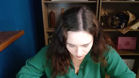 Snapshot of shy_lil chatting on 10-14-25, 01:23 shy_lil online show from 10-14-25, 01:23