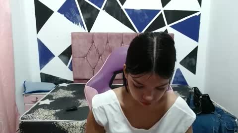 Snapshot of shy_luna18 chatting on 11-28-25, 02:09 luna online show from 11-28-25, 02:09