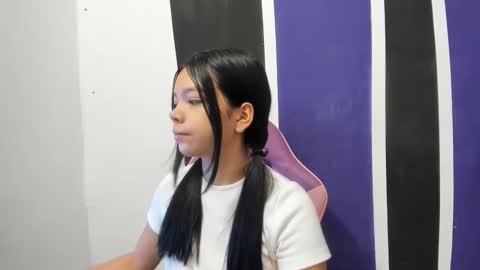 Snapshot of shy_luna18 chatting on 01-18-26, 01:15 luna online show from 01-18-26, 01:15